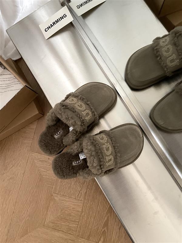 2025126111245594 210